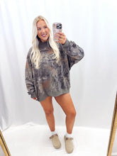 Load image into Gallery viewer, Camo Mockneck
