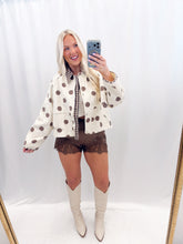 Load image into Gallery viewer, Sunday In Savannah Jacket
