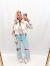 Load image into Gallery viewer, Camo Babe Reversible Puffer - TAN CAMO💖 small &amp; medium left
