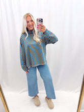 Load image into Gallery viewer, Pistachio Mint Long Sleeve Top
