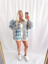 Load image into Gallery viewer, Faded Firelight Flannel💖 1 medium &amp; 1 large left
