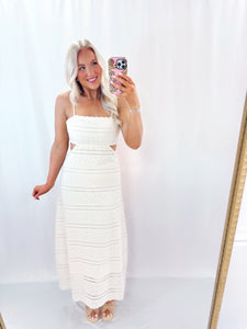 Sandy Escape Dress (tie open back)