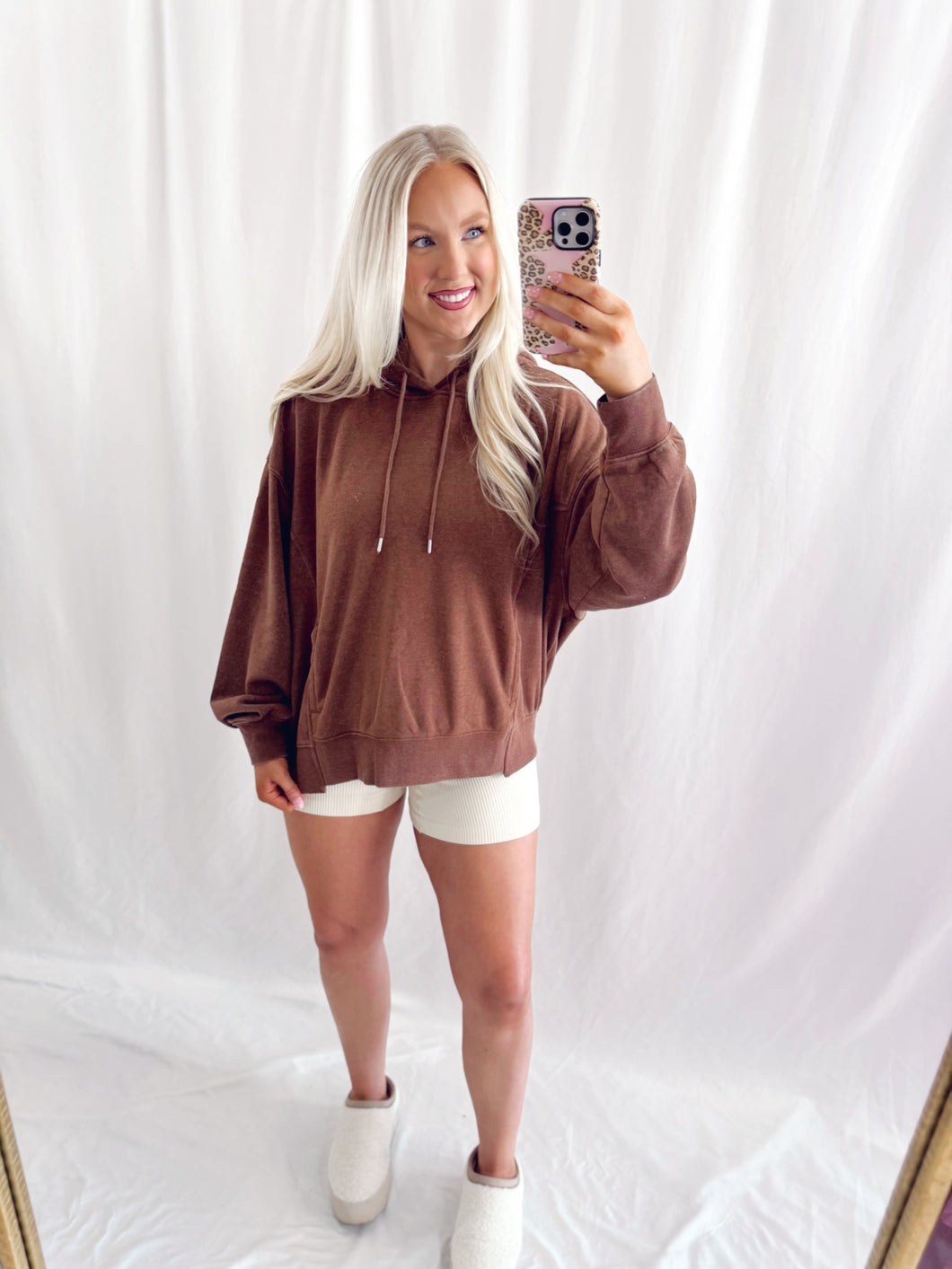 Slouchy Season Hoodie BROWN