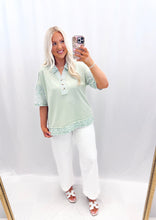 Load image into Gallery viewer, Bloom On The Go Top SAGE💖 1 medium left
