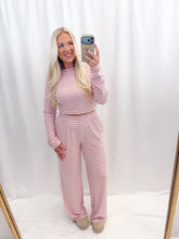 Load image into Gallery viewer, Soft In Pink Set
