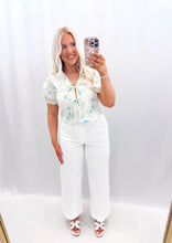 Load image into Gallery viewer, Belle Bloom Blouse💖 2 larges left
