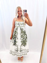 Load image into Gallery viewer, Ocean Avenue Dress GREEN
