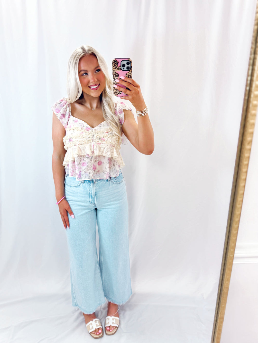 Blush And Bashful Top💖 1 large left