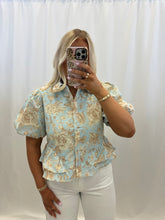 Load image into Gallery viewer, Beachside Bloom Blouse💖 1 small &amp; 1 large left
