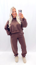 Load image into Gallery viewer, Cozy Core PULLOVER BROWN
