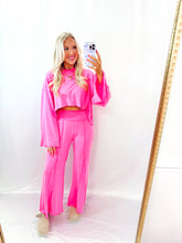 Load image into Gallery viewer, Neon Chic Bucketlist SET (flare pants + hooded pullover)
