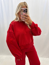 Load image into Gallery viewer, Star Snuggle PULLOVER RED
