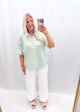 Load image into Gallery viewer, Bloom On The Go Top SAGE💖 1 medium left
