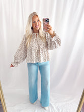 Load image into Gallery viewer, Cottage Blooms Top
