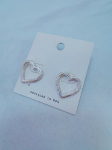 SILVER HEART EARRINGS