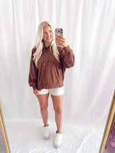 Load image into Gallery viewer, Slouchy Season Hoodie BROWN
