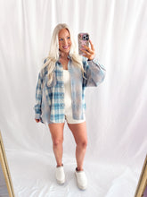 Load image into Gallery viewer, Faded Firelight Flannel💖 1 medium &amp; 1 large left
