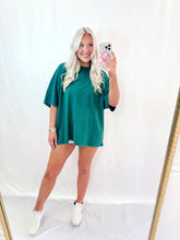 Load image into Gallery viewer, Cool &amp; Chill Oversized BF Tee HUNTER GREEN💖 1 large left
