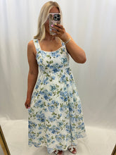 Load image into Gallery viewer, Southern Belle Dress
