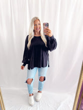 Load image into Gallery viewer, Fall Chill Basic Top BLACK💖 1 medium &amp; 1 large left
