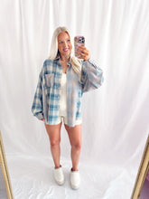 Load image into Gallery viewer, Faded Firelight Flannel💖 1 medium &amp; 1 large left
