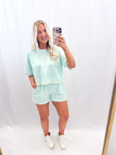 Load image into Gallery viewer, Easy Does It Set MINT💖 1 medium left
