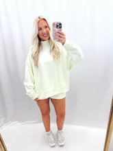 Load image into Gallery viewer, Pistachio Mockneck Set

