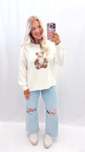 Load image into Gallery viewer, Beary Cute Sweater CREAM
