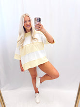 Load image into Gallery viewer, Butter Up Oversized Top💖 medium &amp; large left
