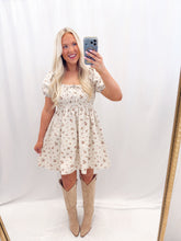 Load image into Gallery viewer, Southern Belle Dress Cream Floral
