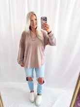 Load image into Gallery viewer, Faded Mocha Pullover💖 1 small left
