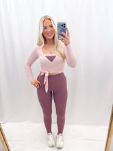 Load image into Gallery viewer, Made To Move Leggings Mauve
