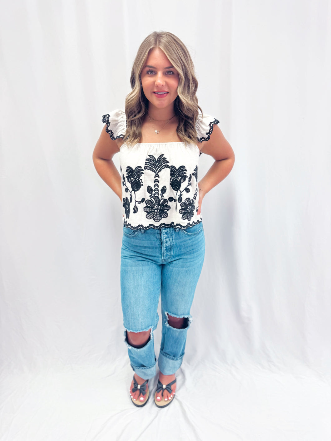 Under The Palms Top💖 1 medium left