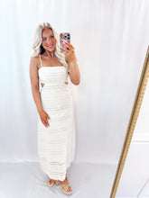 Load image into Gallery viewer, Sandy Escape Dress (tie open back)
