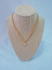 PEARL CLOVER NECKLACE