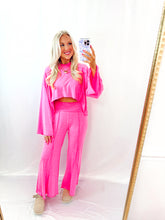 Load image into Gallery viewer, Neon Chic Bucketlist SET (flare pants + hooded pullover)
