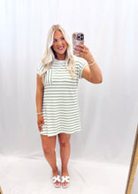 Load image into Gallery viewer, Stripe + Shore T-Shirt Dress GREEN💖 1 medium left
