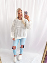 Load image into Gallery viewer, Cozy Contrast Pullover
