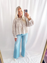 Load image into Gallery viewer, Cottage Blooms Top
