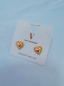 DAINTY HEART STUD EARRINGS