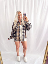 Load image into Gallery viewer, Spiced Cocoa Flannel💖 1 of each size left
