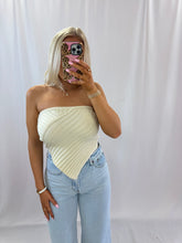 Load image into Gallery viewer, Summer Of Me Top CREAM
