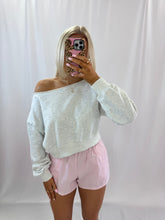 Load image into Gallery viewer, Keeping Casual Slouchy Pullover WHITE MELANGE💖1 small left
