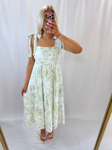 Darling Bloom Dress RESTOCK💖 1 large left