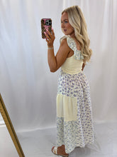 Load image into Gallery viewer, Field Of Wildflowers Dress
