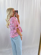 Load image into Gallery viewer, Flirty Floral Blouse PINK

