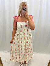 Load image into Gallery viewer, Bloom Fearfully Dress PINK
