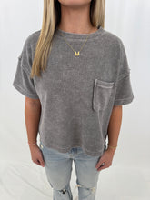 Load image into Gallery viewer, On The Daily Washed Tee CHARCOAL
