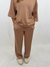 Load image into Gallery viewer, Scuba Soft SET BROWN (top + pants)

