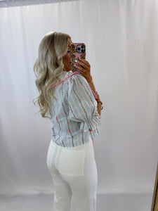 Fluttering Whimsy Top PINK💖 2 mediums left